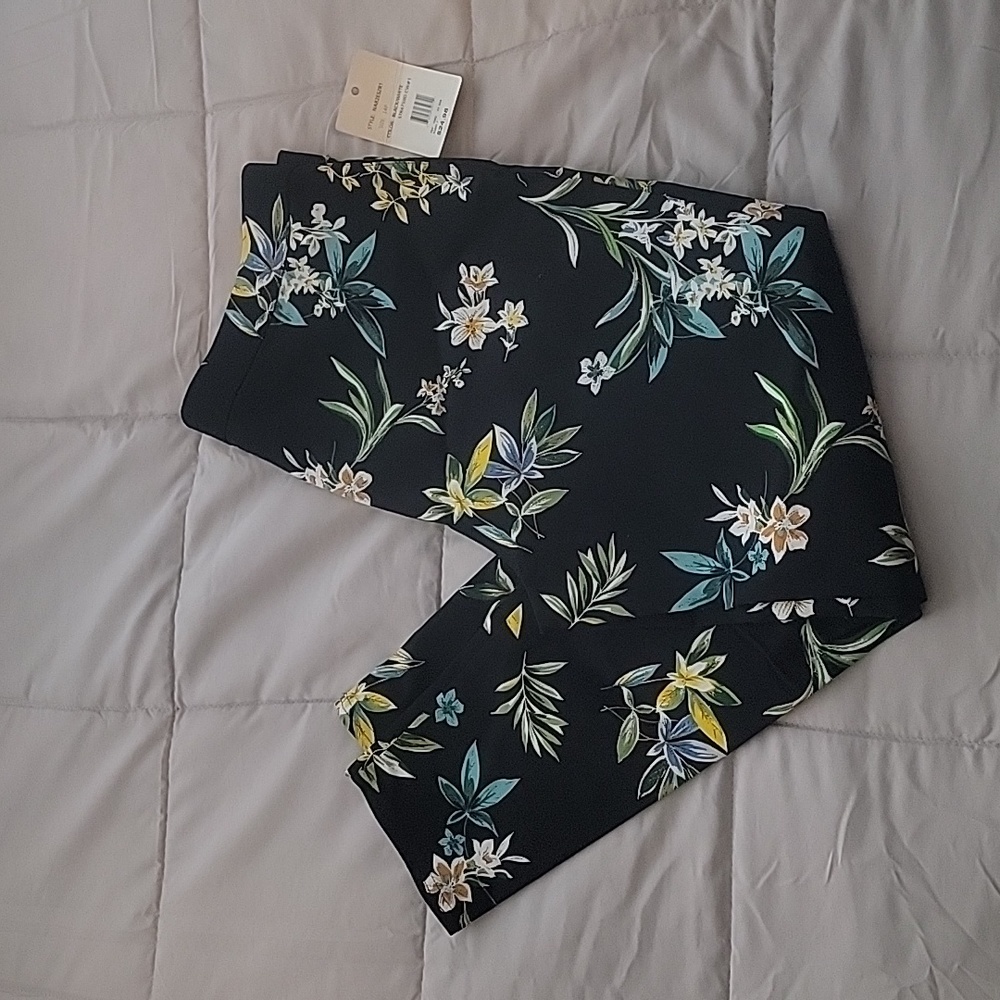 Zac & Rachel Petite Women's Floral Black Dressy Pants